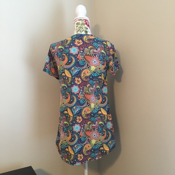 LuLaRoe Top - Picture 2 of 4